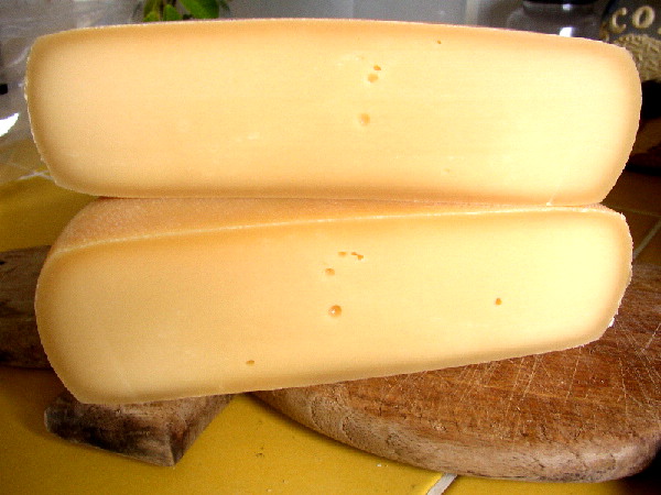 Queijo Raclette traditional